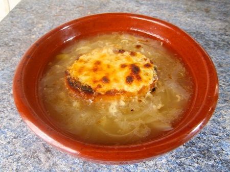 Deliciosa receta de sopa de cebolla: ¡Descubre cómo prepararla!