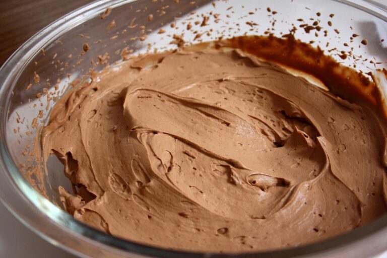 Mousse de chocolate: el relleno perfecto para tus tartas